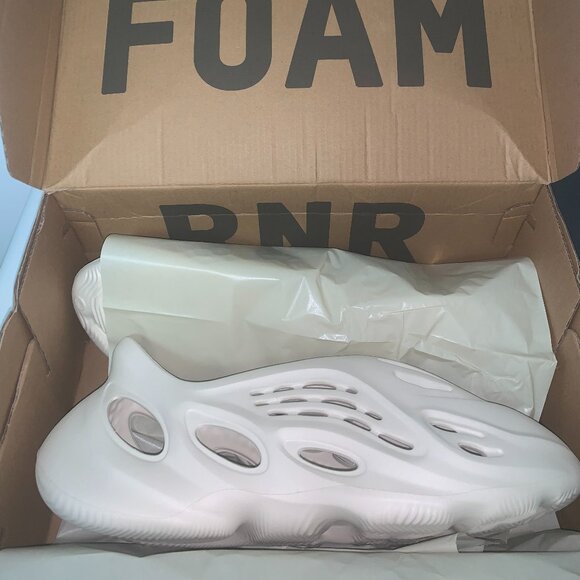 Adidas Yeezy Foam RNNR Ararat